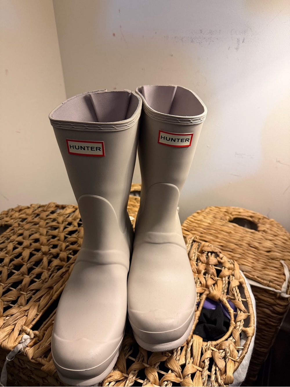 Hunter Women’s Grey Rubber Rain Boots
